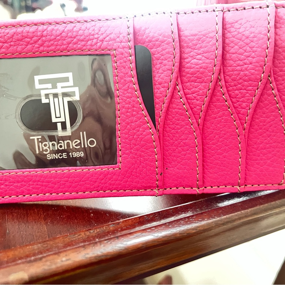 Tignanello Fuchsia Leather Card Holder